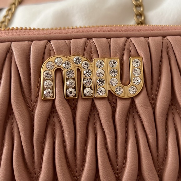 Miu Miu Jewelled Logo Matelasse Crossbody Pink Bag - Picture 11 of 13
